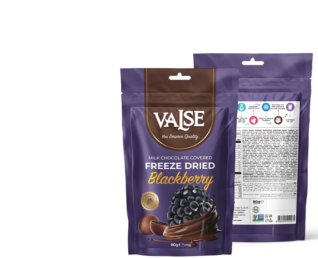 BLACKBERRY FREEZE DRIED MILK CHOCOLATE COVERED